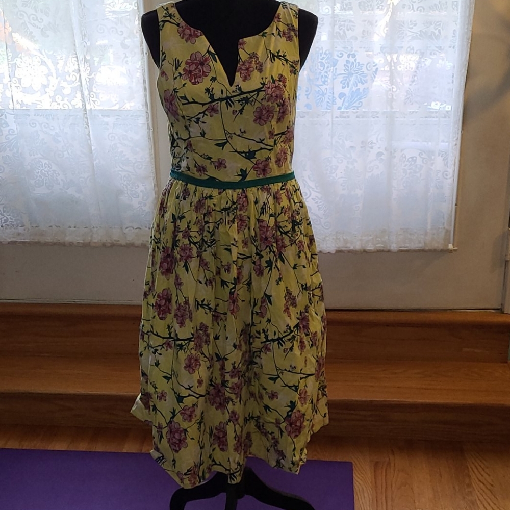 Eshakti dress
